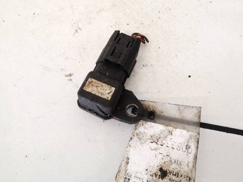 E1T10372 Mazda Premacy 2001 Air Pressure MAP Sensor Manifold Boost - Thumbnail 2