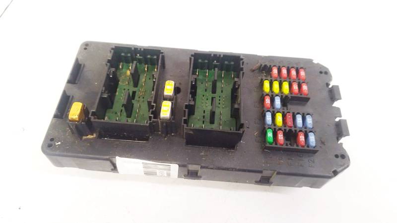 56050066AC Jeep Grand Cherokee 2005 Fuse box