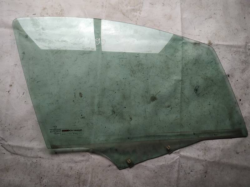 AS2 Peugeot 207 2007 Oven lasi - EDESSÄ OIKEALLA