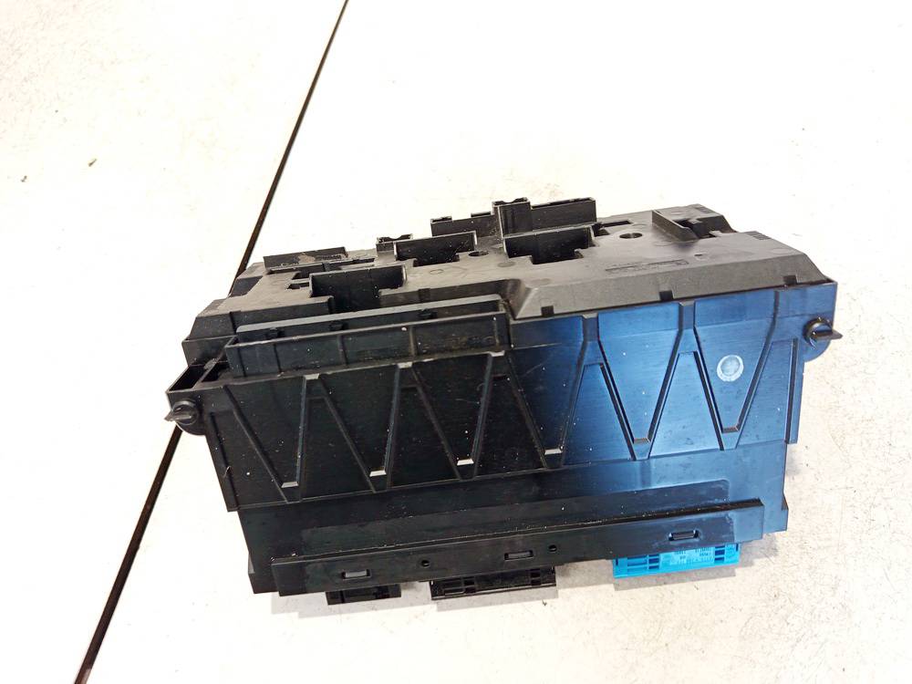 923442101 BMW 5-Series 2010 Fuse box - Thumbnail 2