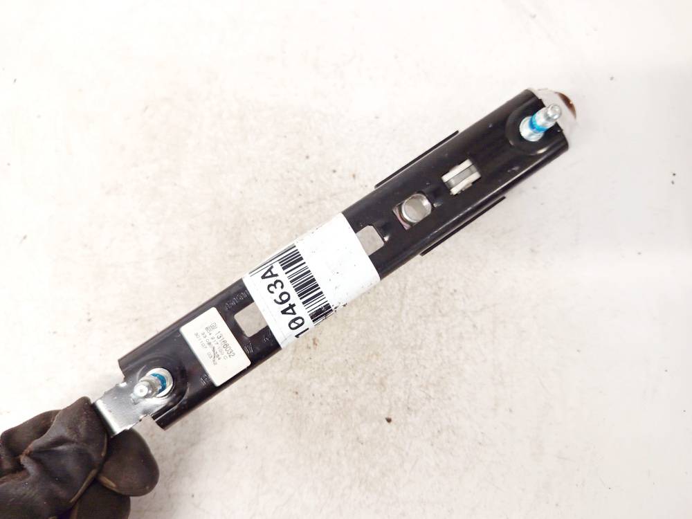 13166032 Opel Astra 2008 Seat belt adjustment rail - FRONT RIGHT - Thumbnail 2