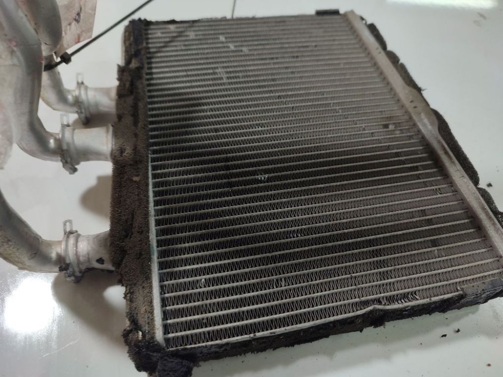 BMW 7-Series 2002 Радиатор отопителя - Thumbnail 2