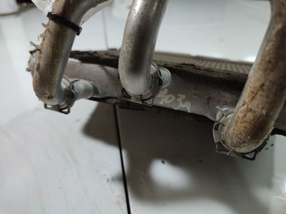 BMW 7-Series 2002 Радиатор отопителя - Thumbnail 3