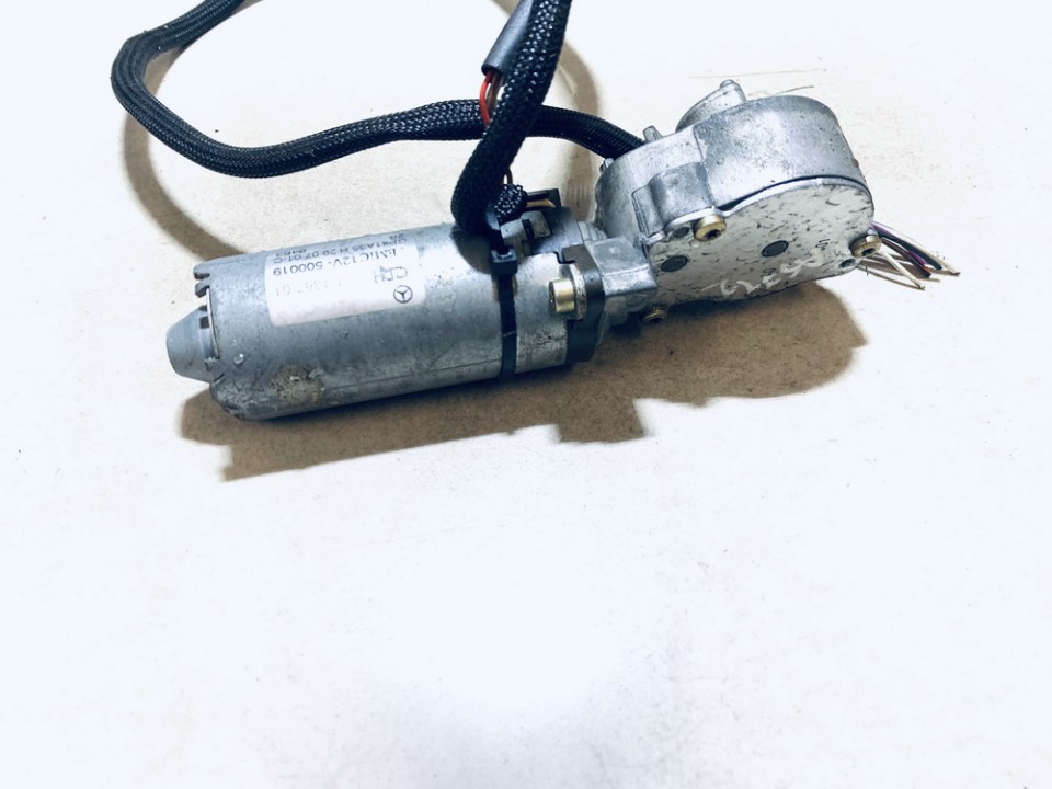 1136701 Mercedes-Benz S-CLASS 2001 Sēdekļa motors - PRIEKŠA PA KREISI