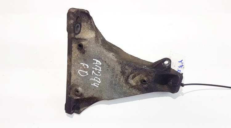 8D0199308L Audi A4 1997 Engine Mount Bracket and Gearbox Mount Bracket - Thumbnail 3