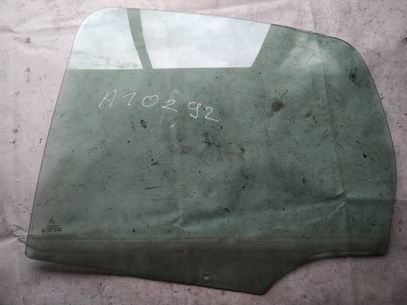 AS2 Citroen C3 2006 LUNA TRASERA IZQUIERDA, Luna de la puerta trasera - TRASERA IZQUIERDA