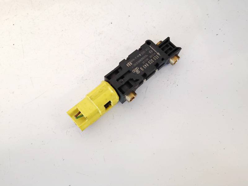 8E0959643B Audi A4 2005 Srs Airbag crash sensor