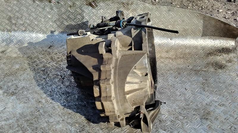 3STR7F096 Volvo V50 2004 Vaihteisto