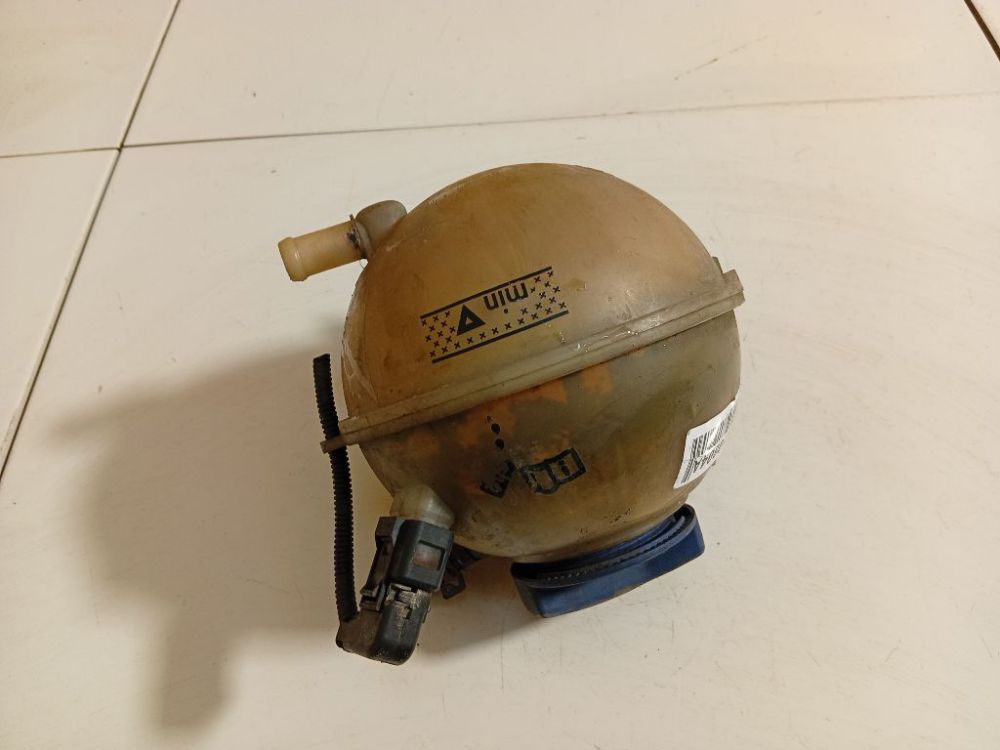 1J0121403B Volkswagen Bora 2002 Conteneur Eau Fraîche Expansion - Thumbnail 2