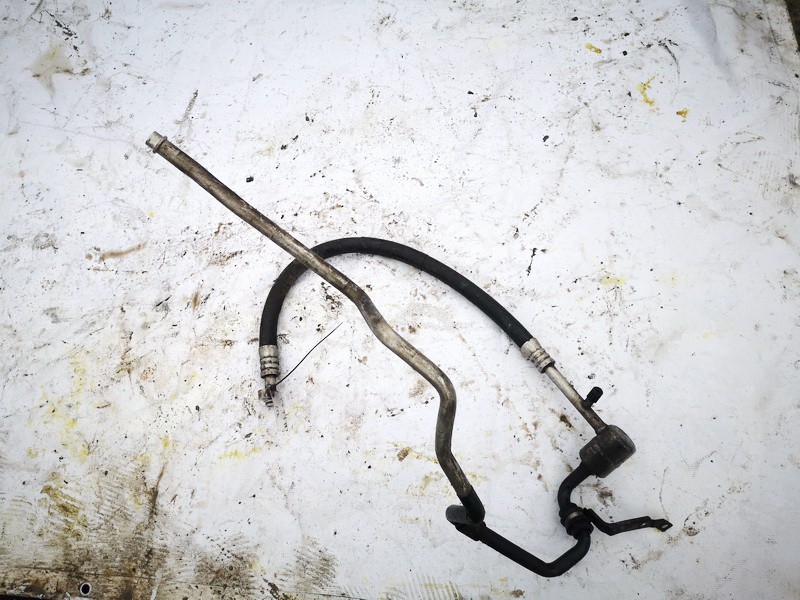 1J1820743J Volkswagen Passat 2004 Kondicionieriaus vamzdelis-slanga