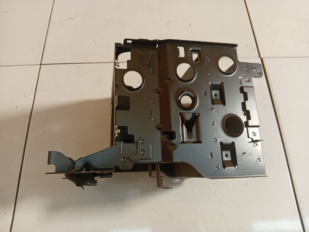 4F0035209 Audi A6 2005 Other holders - Thumbnail 2