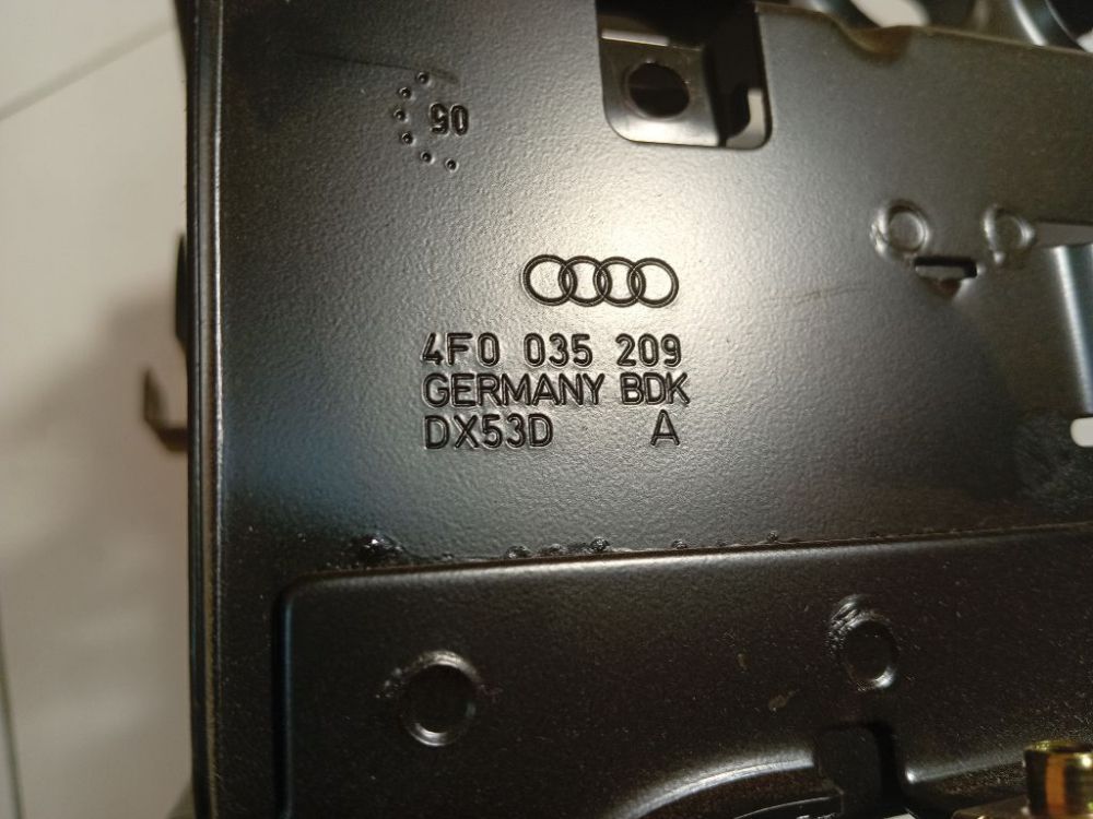 4F0035209 Audi A6 2005 Other holders - Thumbnail 4
