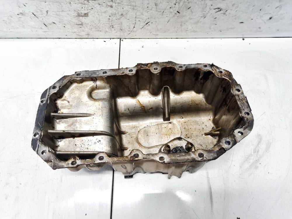 03C103603T Skoda Yeti 2012 Motora karteris