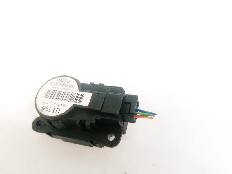 N101980GE Citroen C3 Picasso 2009 Actionneur moteur volet ventilateur chauffage - Thumbnail 3