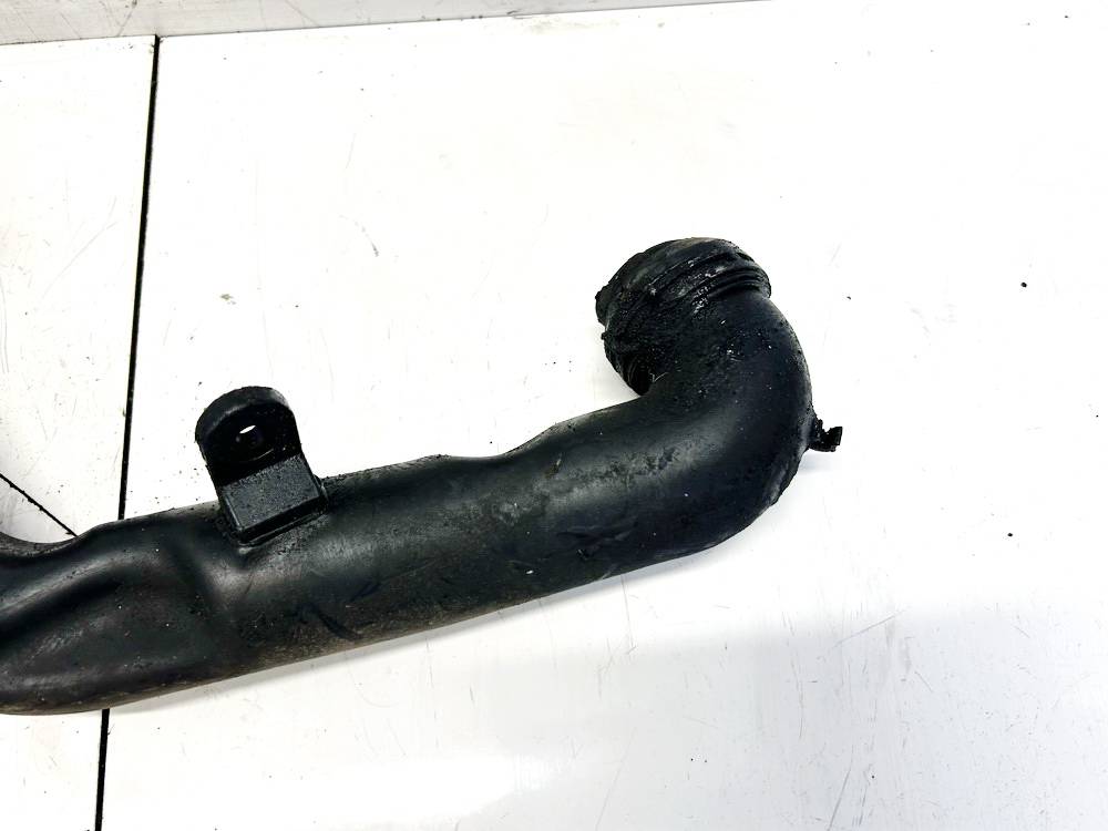 1K0129654AA Volkswagen Passat 2006 Välijäähdyttimen letku - Thumbnail 2