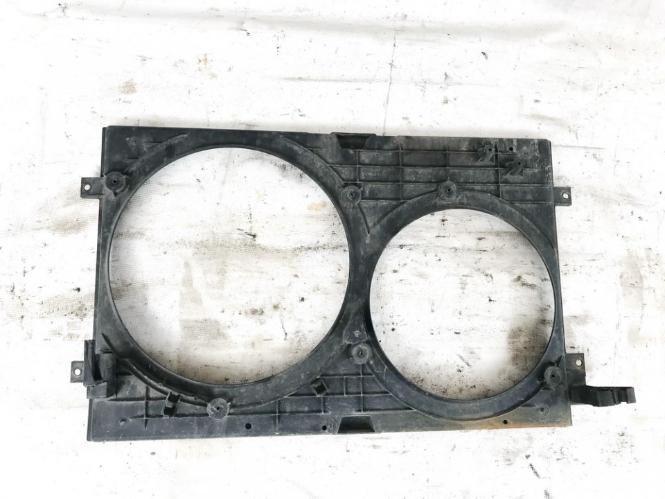 1J0121207M Skoda Octavia 1999 Of Fan Housing