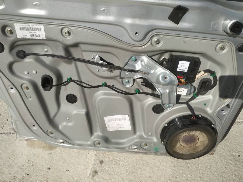 1T1837729AE Volkswagen Touran 2005 Oven Ikkunan Nostaja - EDESSÄ VASEMMALLA