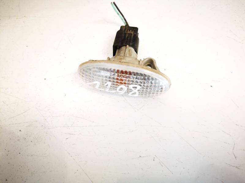 P2829 Mazda 3 2010 Clear Side Repeaters - FRONT RIGHT