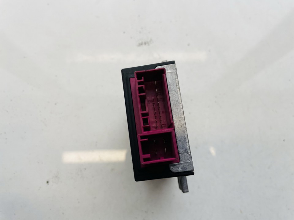 1614718042601 BMW 3-Series 2008 Other computers - Thumbnail 2