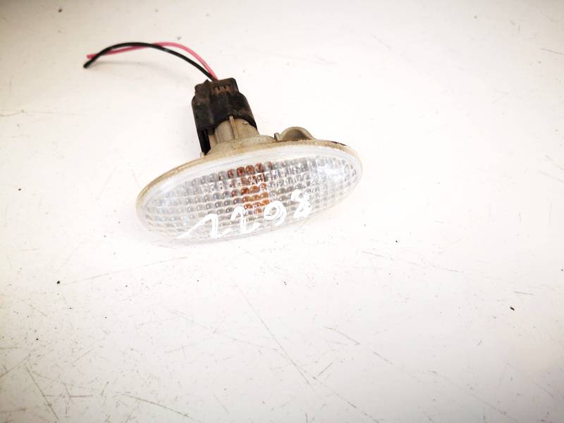 P2829 Mazda 3 2010 Clear Side Repeaters - FRONT LEFT