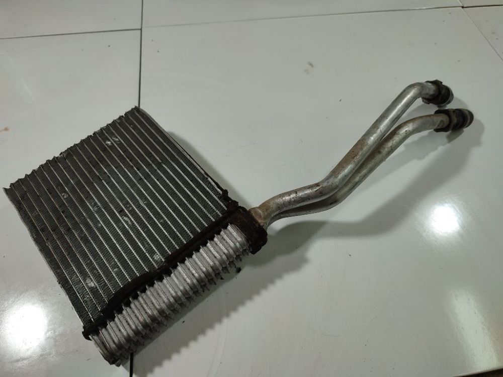 Ford C-MAX 2007 Salona sildītāja radiators