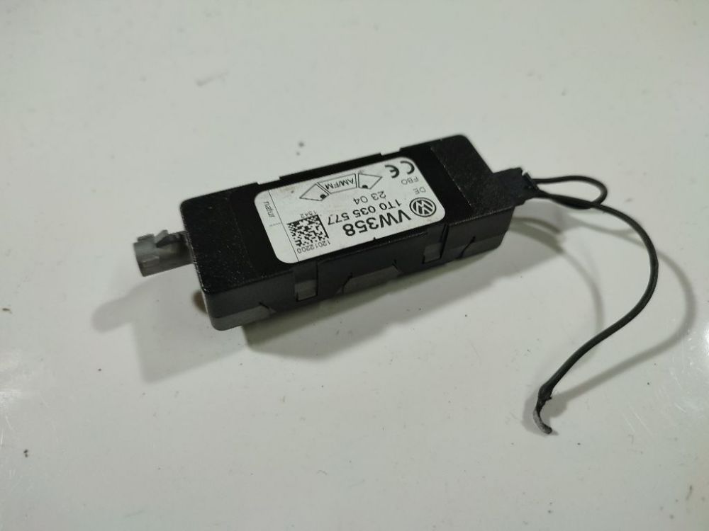 1T0035577 Volkswagen Touran 2004 Antenna Module Unit