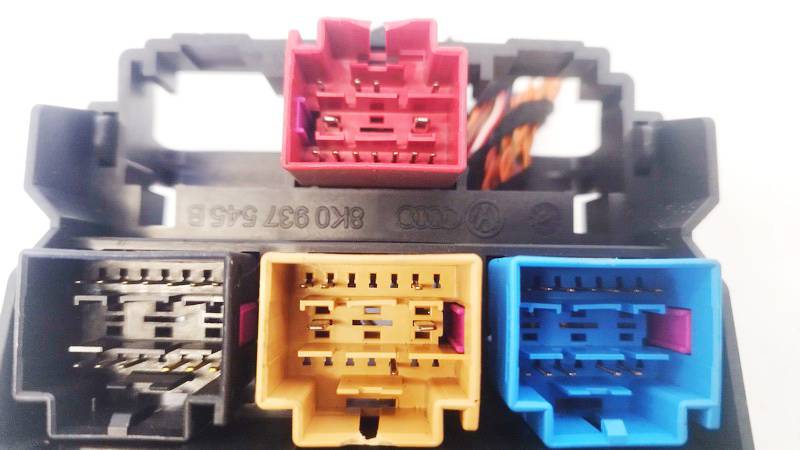 8K0937545B Audi A4 2009 Skrzynka bezpieczników - Thumbnail 3