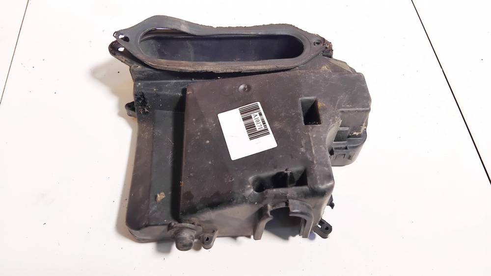 8D1907355B Skoda Superb 2005 Fuse Box Cover