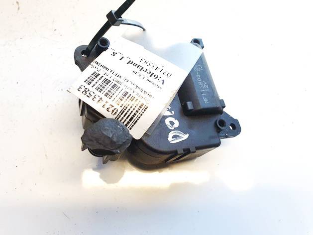 MF1138002800PLS Toyota Auris 2007 кронштейн моторчика заслонки отопителя - Thumbnail 2