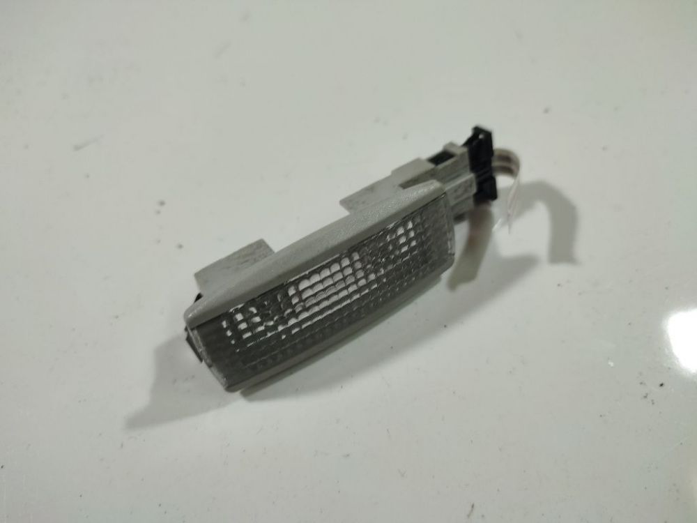 3B0947113 Volkswagen Touran 2004 Innenraumleuchte Leseleuchte - Thumbnail 2