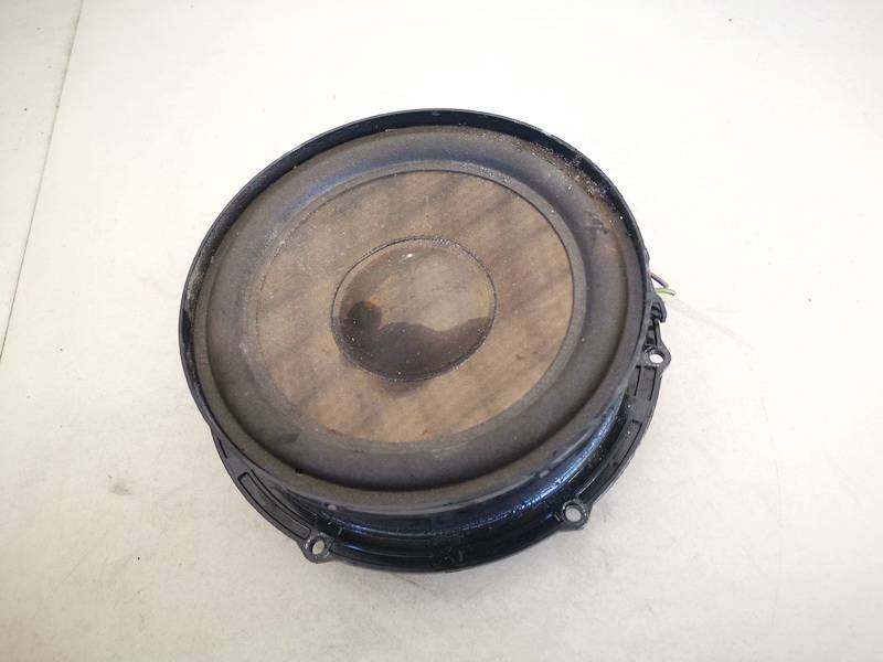 1T0035411J Volkswagen Caddy 2007 Speaker (audio)