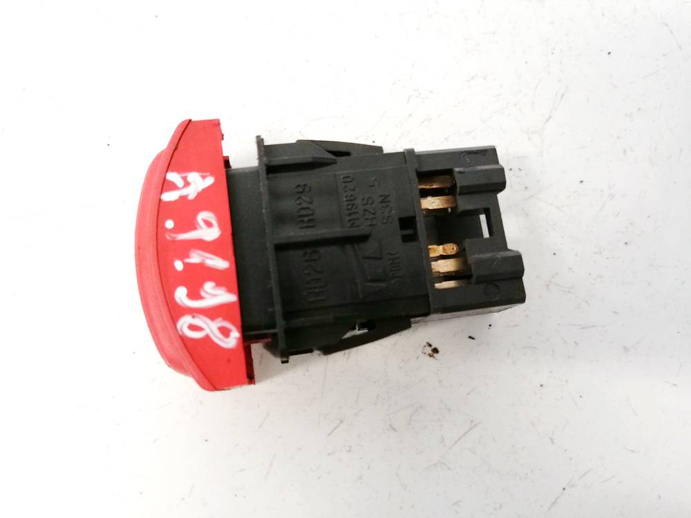 M19620 Honda Jazz 2004 Hazard switch - Thumbnail 2