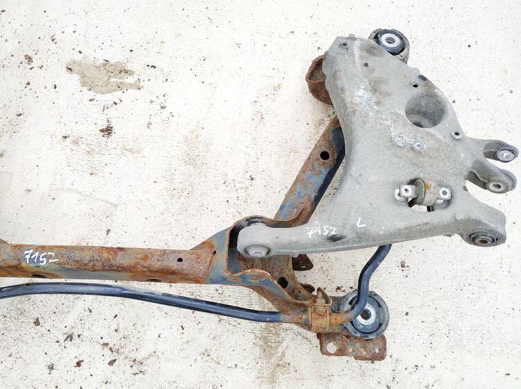 Audi A4 2004 Belka mostu - TYLNE - Thumbnail 3