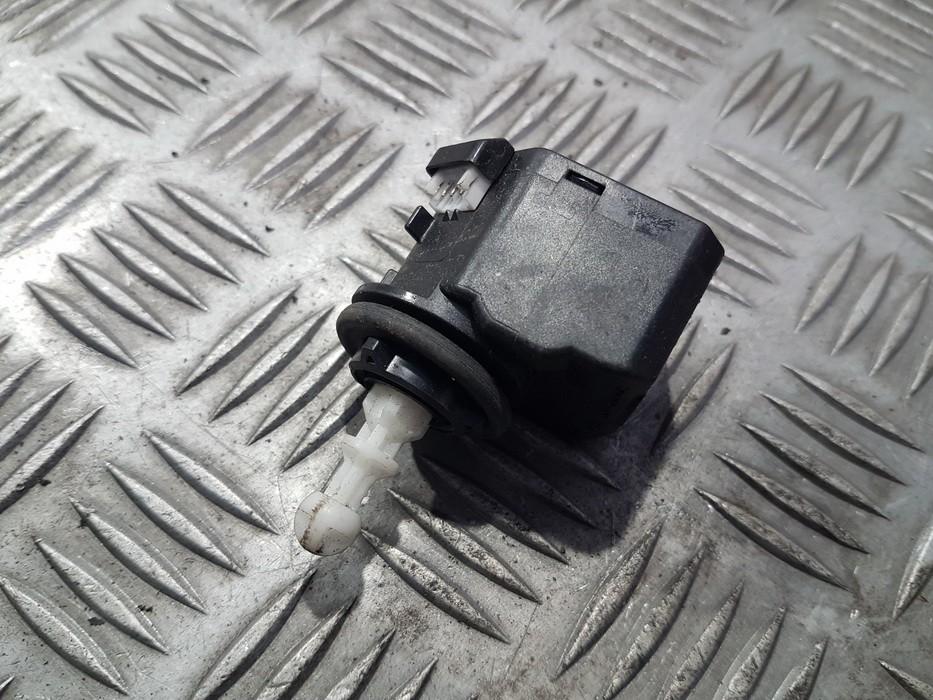 00883000 Opel Astra 2005 Moteur de réglage du niveau des phares