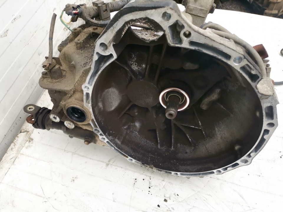 YD1 Nissan Almera Tino 2001 Gearbox - Thumbnail 2