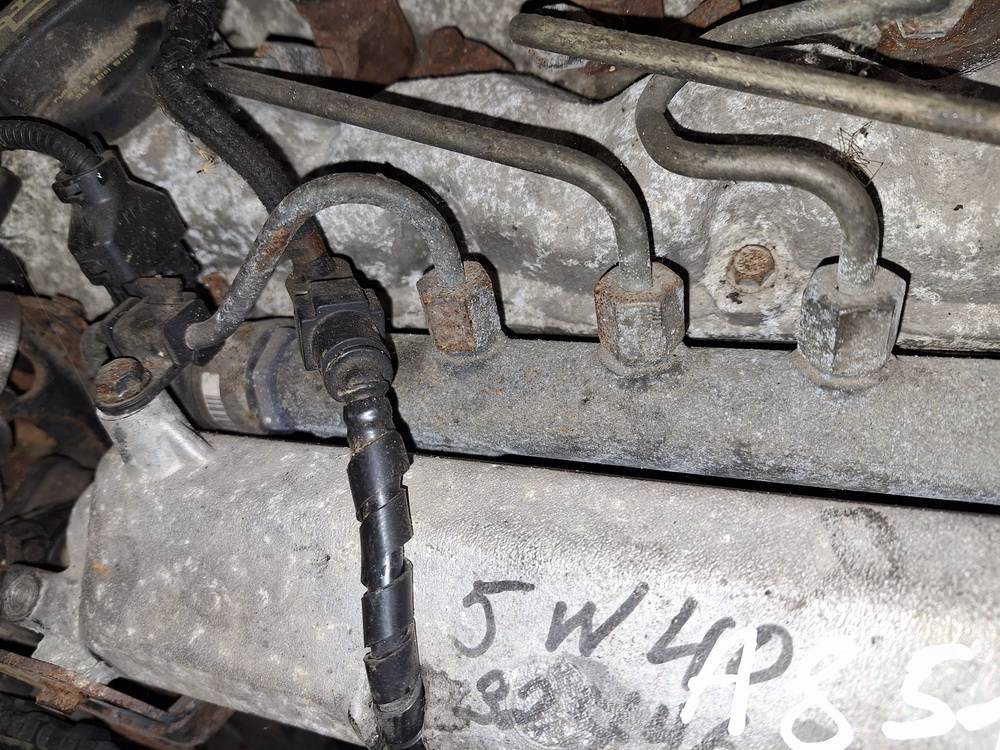 Kia Rio 2007 Fuel injector rail (injectors)(Fuel distributor) - Thumbnail 2