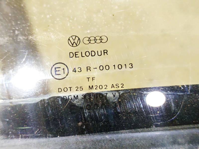 AS2 Audi 100 1985 Oven lasi - EDESSÄ OIKEALLA - Thumbnail 2