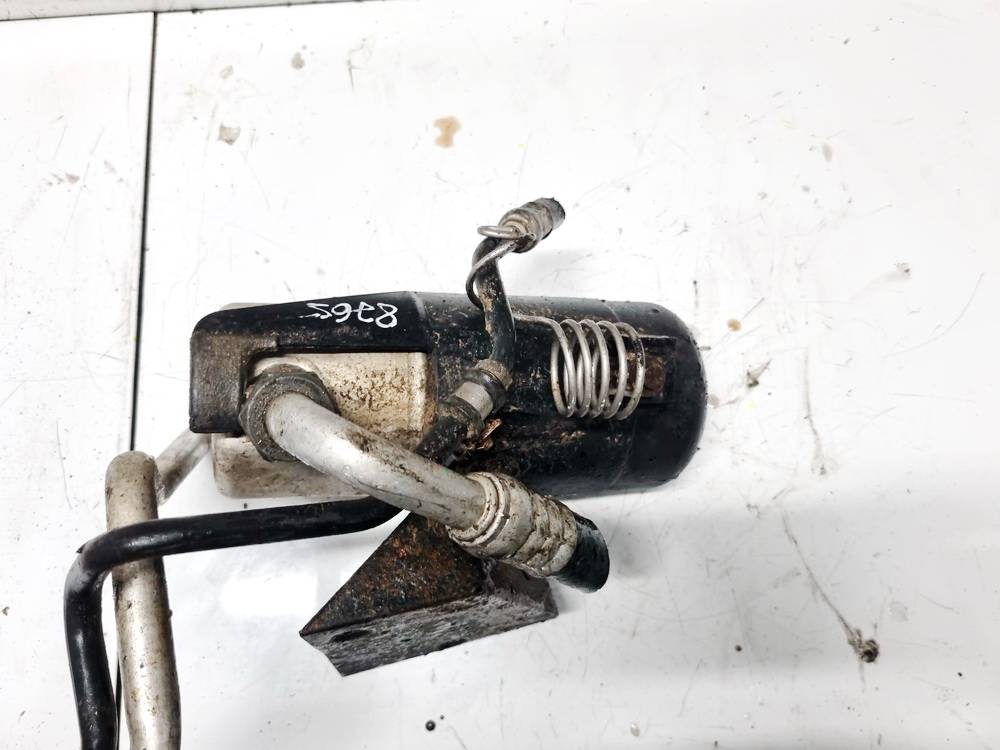 8D0260197 Audi A4 1995 Ilmastointilaitteen jäähdytin