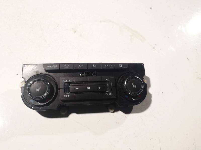 3T0907044N Skoda Superb 2009 Climate Control Panel (heater control switches)