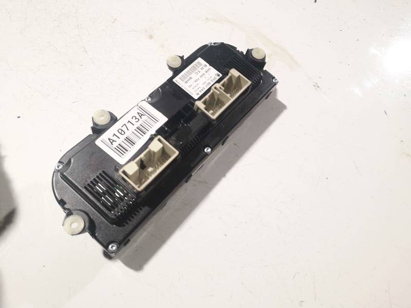 3T0907044N Skoda Superb 2009 Climate Control Panel (heater control switches) - Thumbnail 2