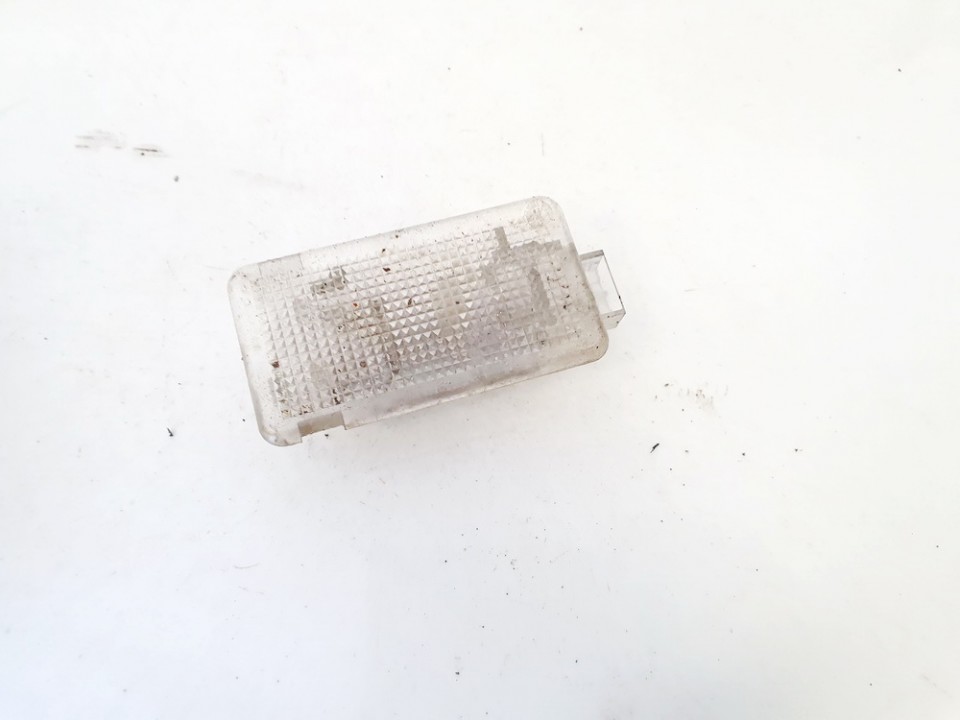 9151431 Volvo V70 2004 Salono lemputė