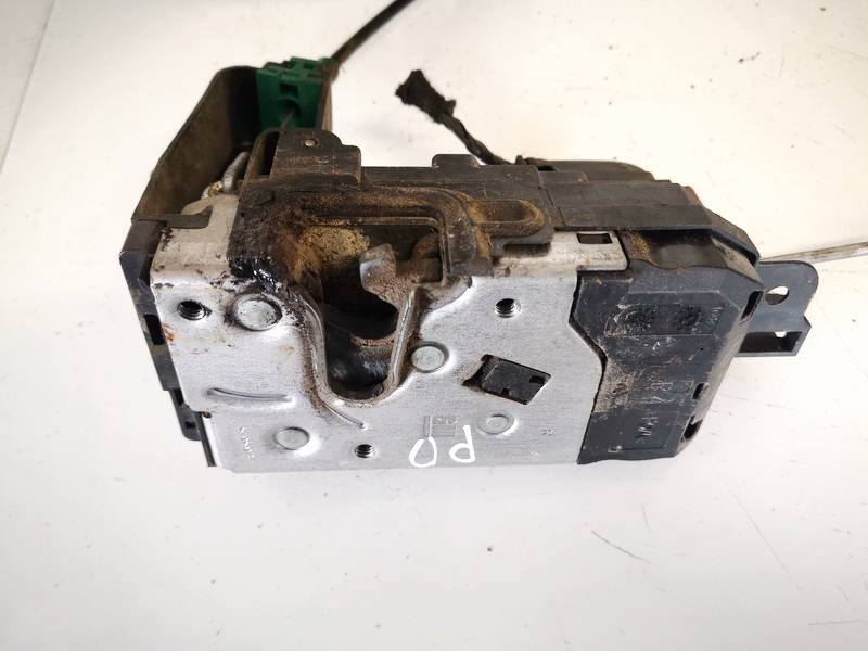 13210749 Opel Astra 2006 Door Lock Mechanism - FRONT RIGHT
