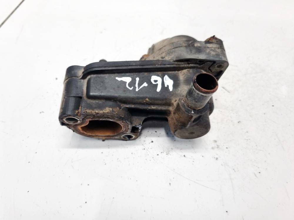 2S4Q9K476AD Ford Focus 2002 Thermostat Housing (Flange)