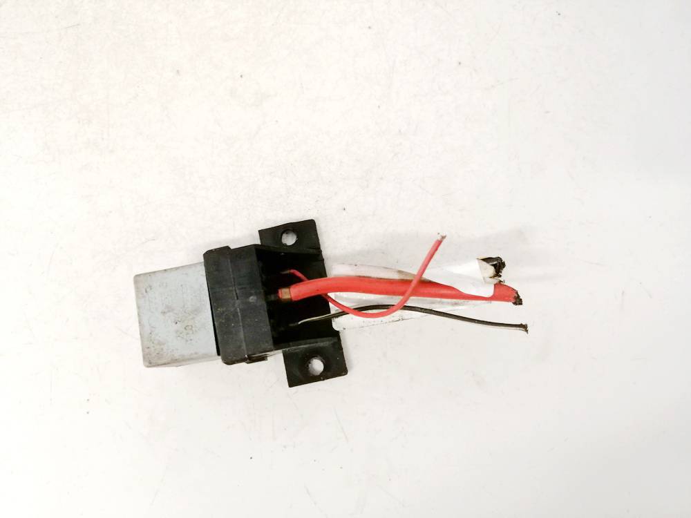 141951253B Volkswagen LT 2002 Rele