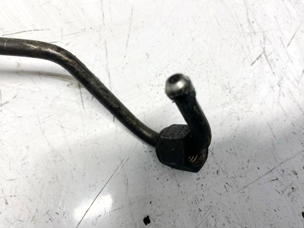 Nissan Primera 2003 Fuel tube (tube injector) - Thumbnail 3