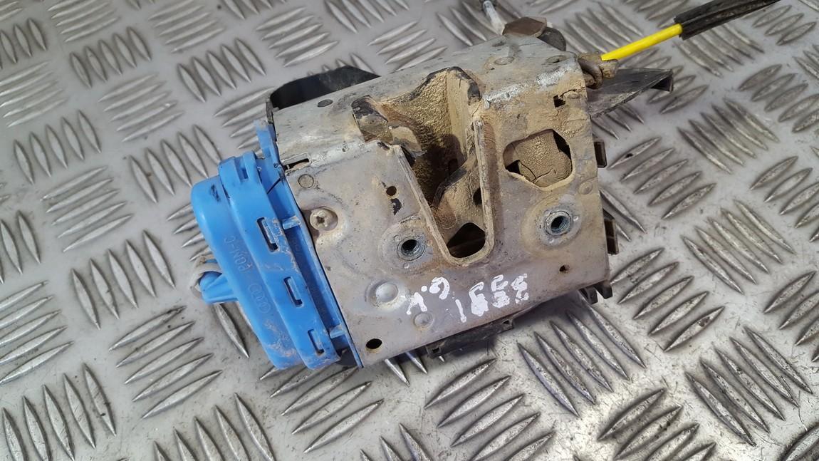 8D0839015A Audi A4 1996 Duru spyna G.K.