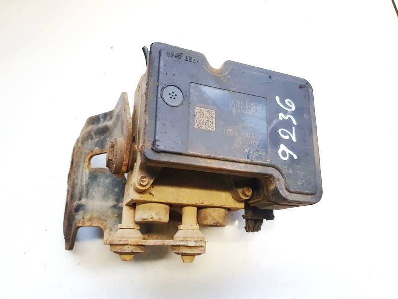 00008944E000 Chrysler Pacifica 2005 ABS blokas