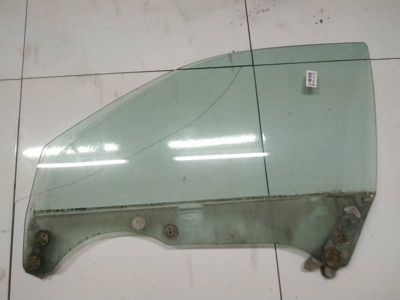 AS2 Subaru Outback 2001 Боковое окно - передний левый