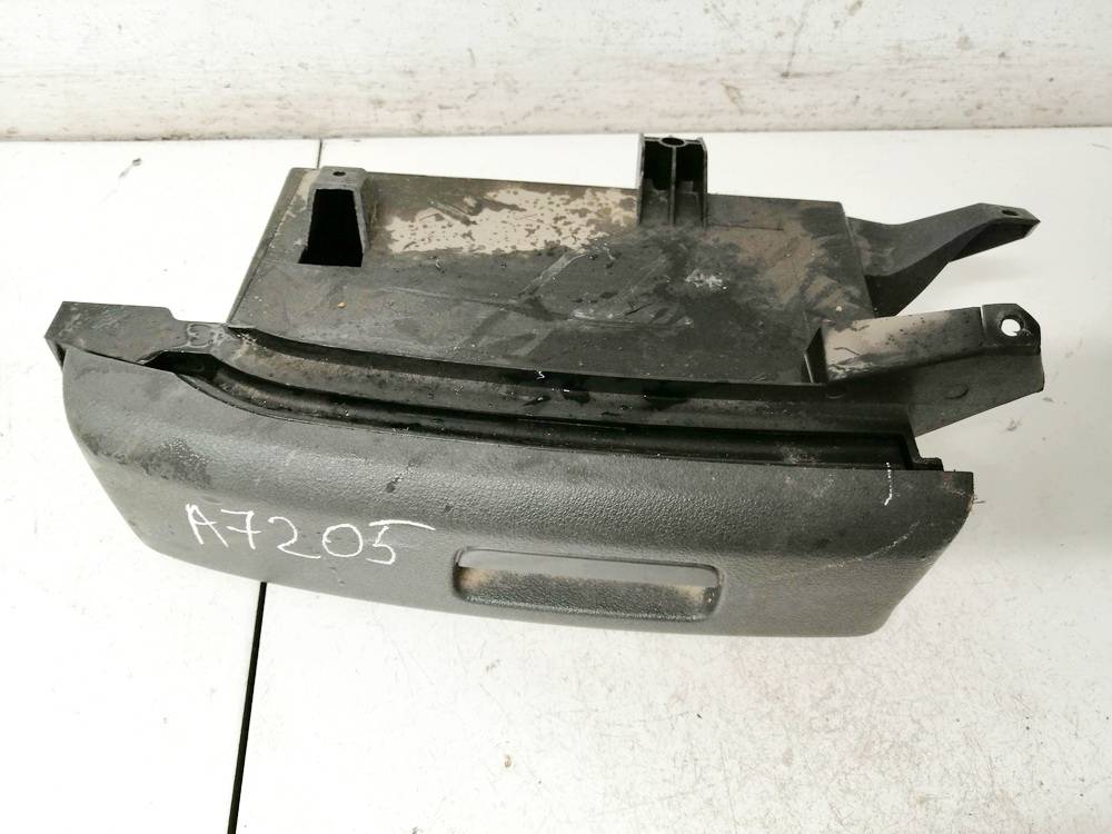 1K0881600 Volkswagen Touran 2003 Glove Box Assembly