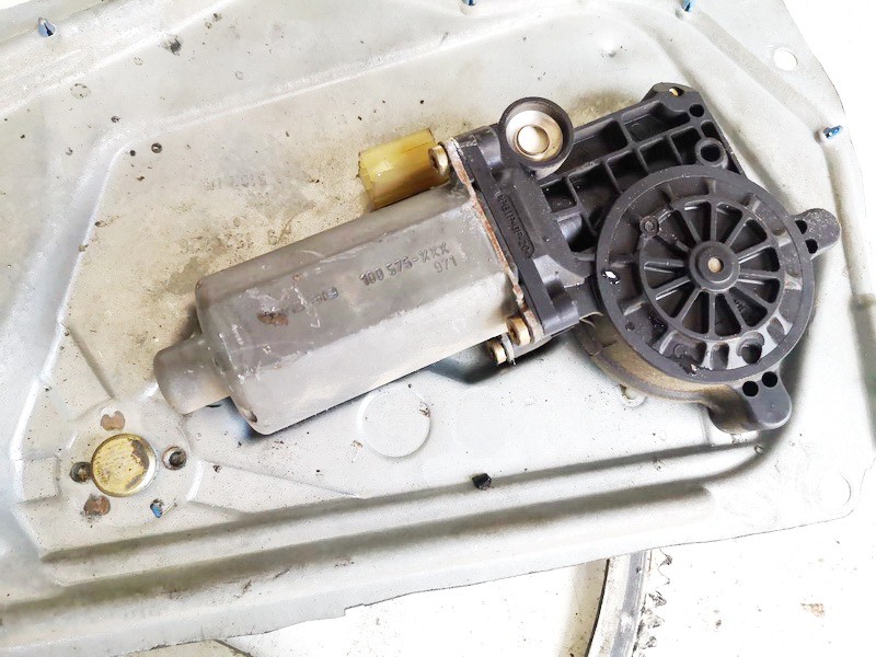 100575XXX Volvo V70 2000 Window Motor - REAR RIGHT